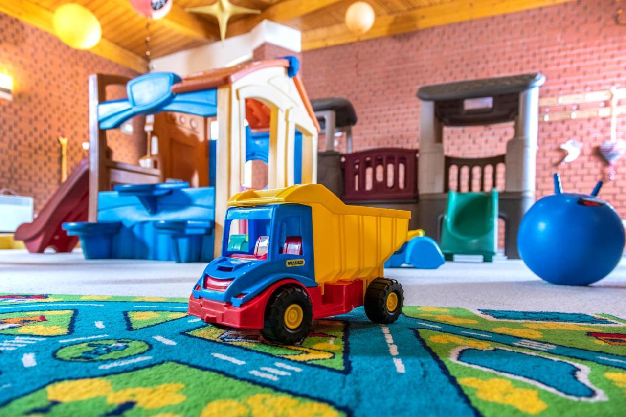 Zichy Park Hotel Bikács Dış mekan fotoğraf