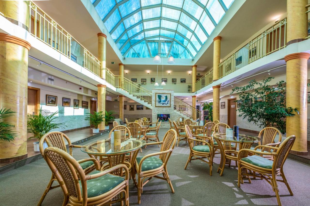 Zichy Park Hotel Bikács Dış mekan fotoğraf