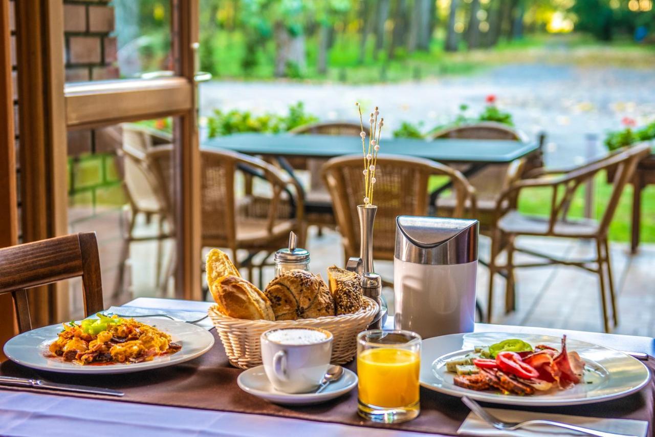 Zichy Park Hotel Bikács Dış mekan fotoğraf